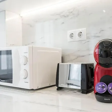 Sweet Tiny Center Space Warna