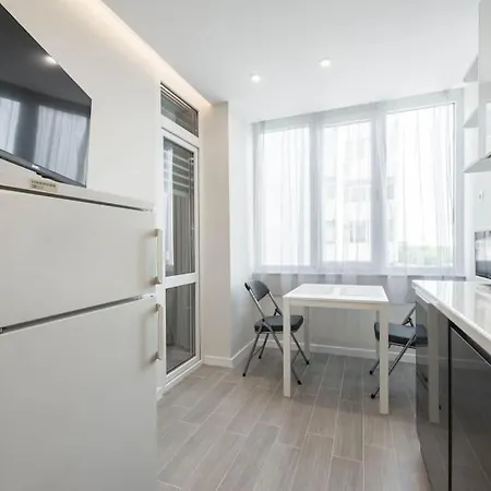 Sweet Tiny Center Space Apartment Warna